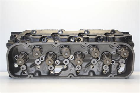 Cylinder Heads GM 7 4L 454 Cid 91 00 Marine Cylinder Head