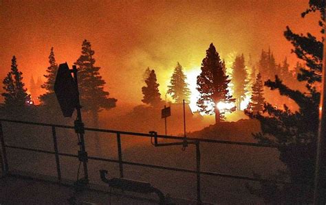 Live Cameras Show Caldor Fire Nearing South Lake Tahoe In Real Time As Winds Grow