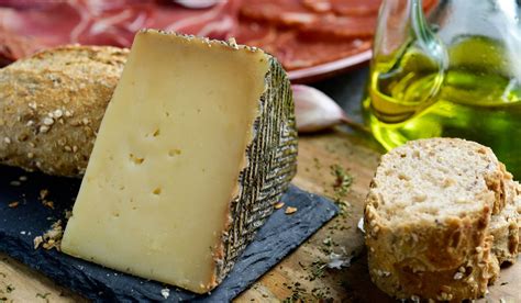 Cuáles son las diferencias entre quesos manchego y gouda Marco Beteta