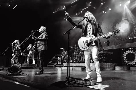 Win Tickets To Reo Speedwagon Styx And Loverboy At Amsoil Arena