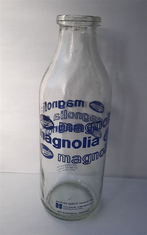 Vintage Bottles Magnolia Bottle Hobbies And Toys Memorabilia