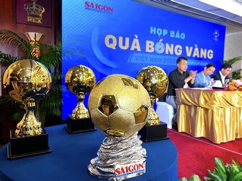 Khôi phục đủ nội dung Quả bóng vàng Việt Nam 2022 hồi hộp chờ AFF Cup