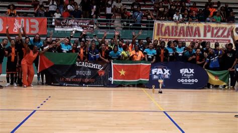 Video Futsal Le Fax De La Guadeloupe Triomphe Face Au Fam