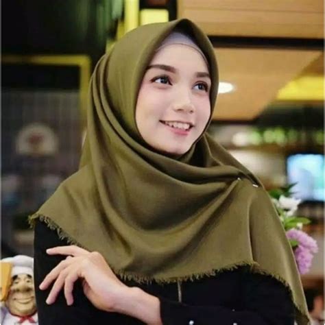 Jual Jilbab Segiempat Rawis Saudia Ansania Rawis Hijab Segi Empat