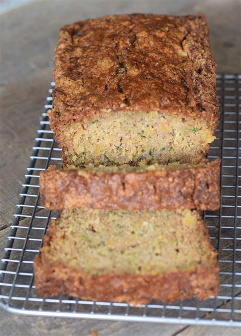 15 Healthy Zucchini Pineapple Bread – Easy Recipes To Make at Home