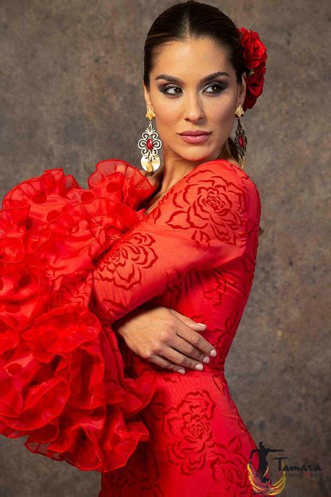 33 Meilleures Images Du Tableau Peinado Flamenca Flamenco Robe