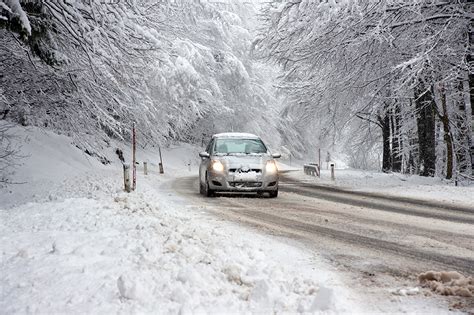 C Mo Conducir Con Nieve Consejos Pr Cticos Gng