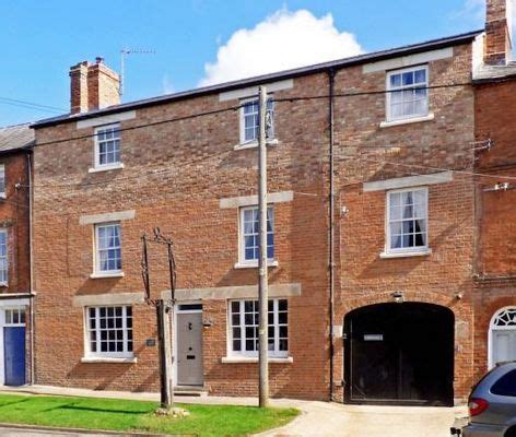 Property Valuation Russell House New Street Deddington Banbury