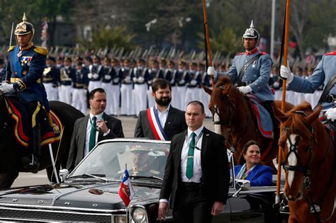 Boric Protagoniza Su Primera Parada Militar De Las Fuerzas Armadas De