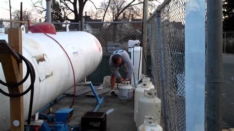 How To Fill A Propane Tank Youtube