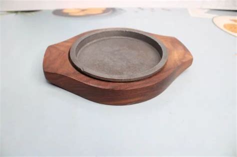 Sizzler Plate Set With Wooden Base At Rs Piece Veg Sizzler Plate