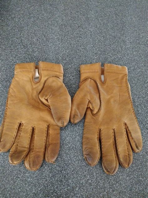 Gloves Leather Brown Comfortable Good Used Condition Soft Leather