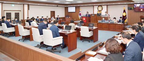 합천군의회 1차 정례회 개회의안 16건 심의 의결