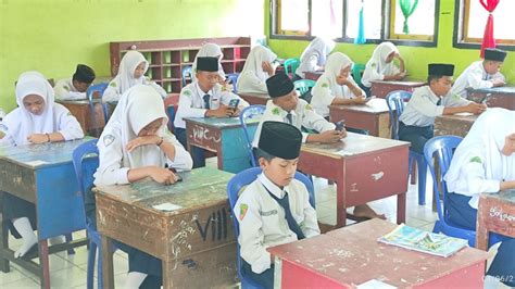 Siswa MTsN 2 Mukomuko Ikuti Penilaian Akhir Tahun PAT Tahun Pelajaran