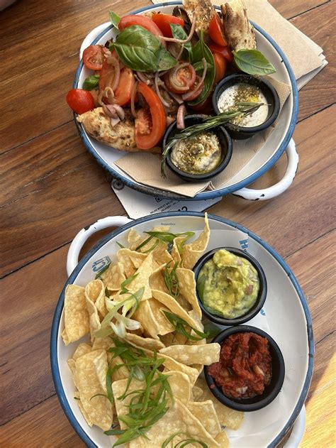 Beach Hotel Byron Bay New South Wales Restaurant Happycow