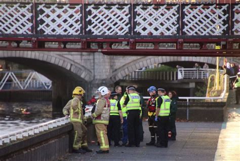 Emergency Services Race To River Clyde After Man Jumps In Water