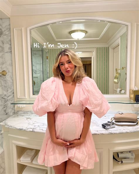 Jen Affleck | Cheers to 200,000 friends!! Here’s my story, and I would