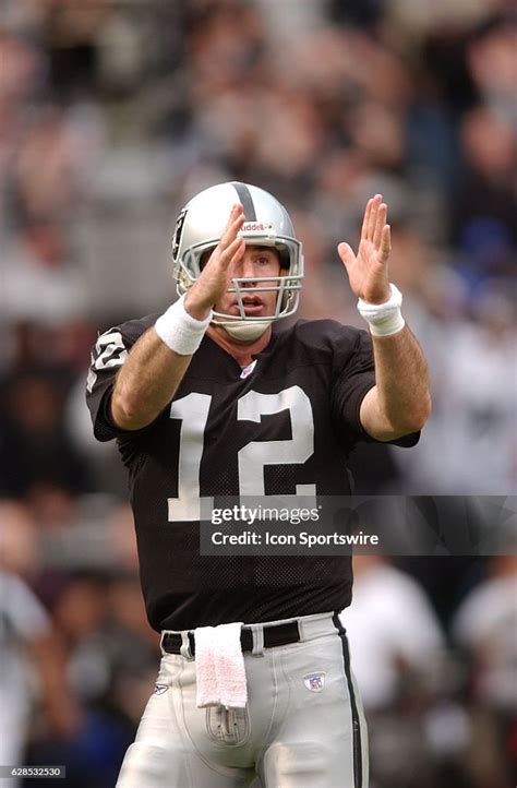 Oakland Raiders Rich Gannon During A Playoff Game Against The New News Photo Getty Images