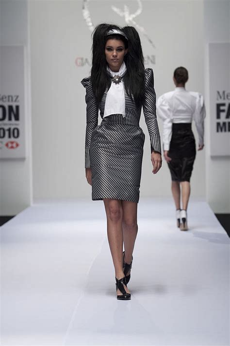 Gianfranco Reni Fall-winter 2010-2011 - Couture