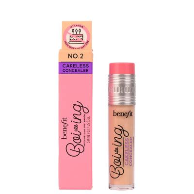 Køb BENEFIT Cosmetics | Gratis fragt | Spar op til 80%