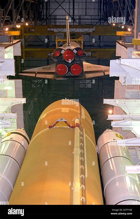 Space Shuttle Discovery External Tank Hi Res Stock Photography And