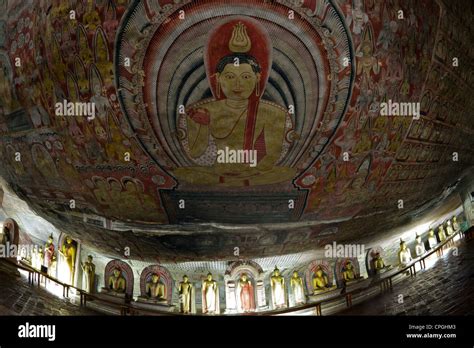 Dambulla cave paintings hi-res stock photography and images - Alamy