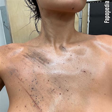 Kylie Jenner Nude Leaks Photo 2414598 Fapopedia