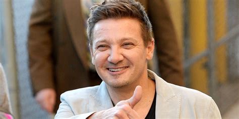 Jeremy Renner enseña cómo va su recuperación tras su grave accidente