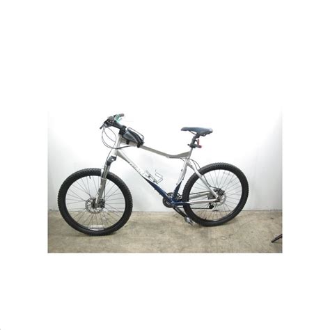 Giant Yukon Mountain Bike Property Room