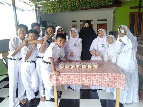 CONTOH LAPORAN P5 PPRA Tema Kewirausahaan Madrasah Tsanawiyah Negeri