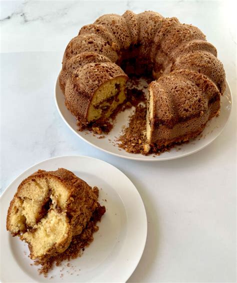 Grandma's New England Coffee Cake Recipe (Copycat) - joinmeinthekitchen.com