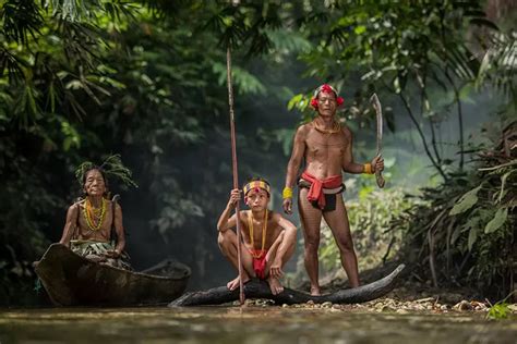 Menyelami Kehidupan Masyarakat Pedalaman Wisata Budaya Pulau Mentawai