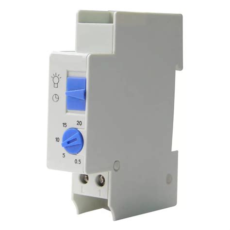 СТЪЛБИЩЕН АВТОМАТ 16А 230V - #312905 - Rumik