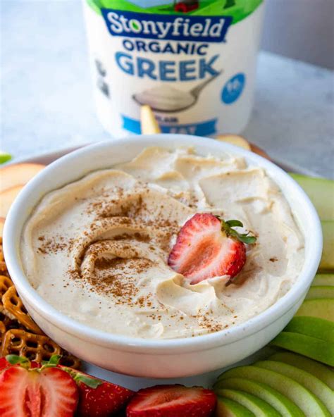 3 Ingredient Peanut Butter Yogurt Fruit Dip Healthy Fitness Meals