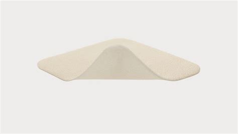 Mepilex Lite foam dressing for treating low-exuding wounds | Mölnlycke