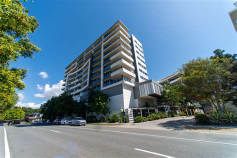 10743 Harbour Town Drive Biggera Waters Qld 4216 Domain