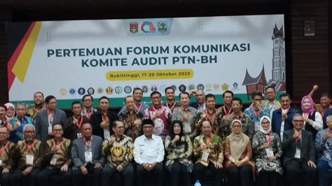 PERAN KOMITE AUDIT DALAM PENGAWASAN MAJELIS WALI AMANAT PADA PTNBH