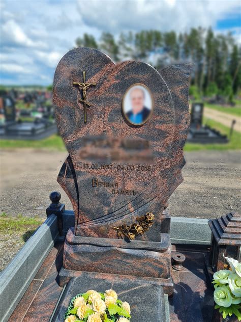 Памятники из гранита в Молодечно - "М-Гранит"