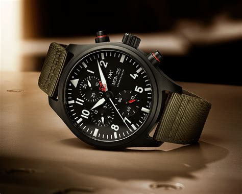 Iwc Apresenta O Pilots Watch Chronograph Top Gun Edition Sfti