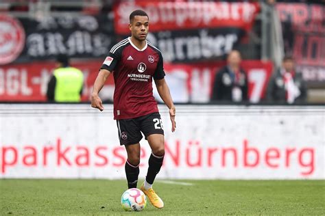 Neuzugang Okunuki Trifft Fc N Rnberg Siegt Im Testspiel