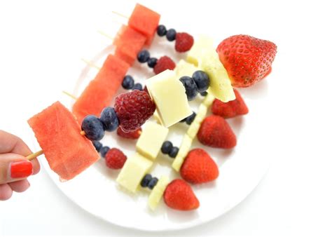 Fruit ‘n Cheese Skewers - Canadian Fashionista