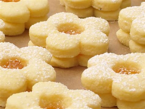 Keksići s marmeladom i linoladom Recipe Božićni kolači Jam cookies