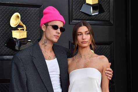 Celebs And Fans Celebrate Hailey Biebers Pregnancy Announcement With