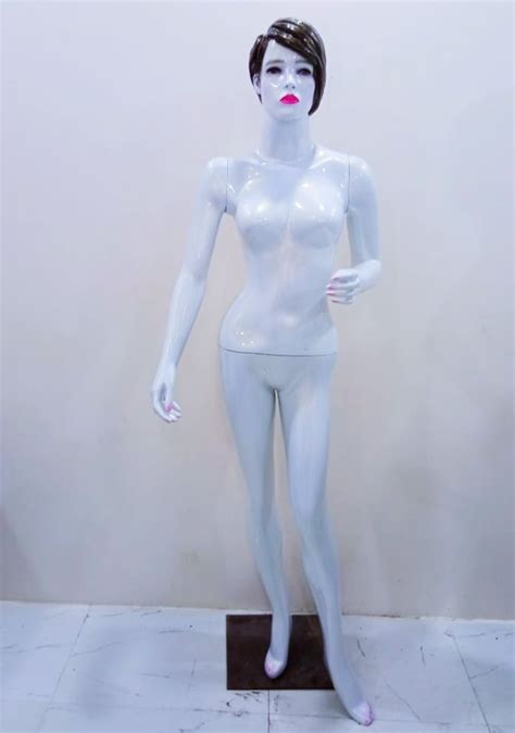 Standing Fiberglass Female Mannequin For Garment Shop Size Ft At Rs