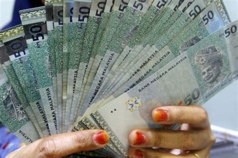 Warga Emas Putih Mata Wang Simpanan RM2 1 Juta Lesap Semasa MStar