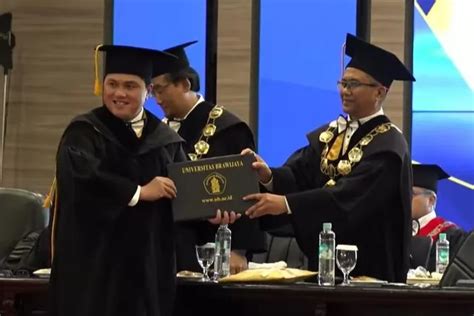 Selamat Menteri Bumn Erick Thohir Menerima Penganugerahan Gelar Doktor