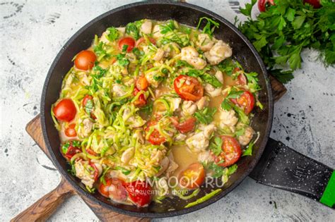 Спагетти из кабачков с курицей — рецепт с фото пошагово