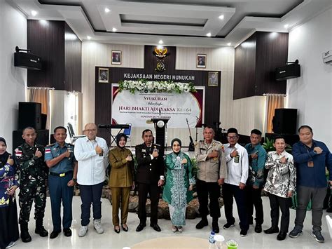 Ikut Peringati Hari Bhakti Adhyaksa Ke 64 Tahun Direktur PNN Sambangi