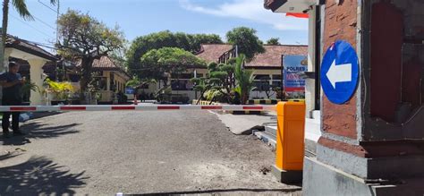 Palang Otomatis Rfid Perumahan Cluster Luwu Timur