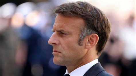 Emmanuel Macron écarte l option d un gouvernement du NFP et lance un